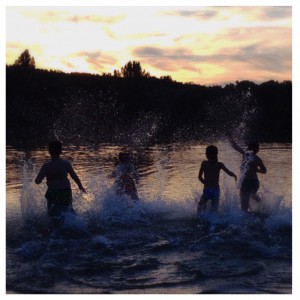Le lac de la forêt de Châtellerault, Baignade, Lake, Swimming, Splashing